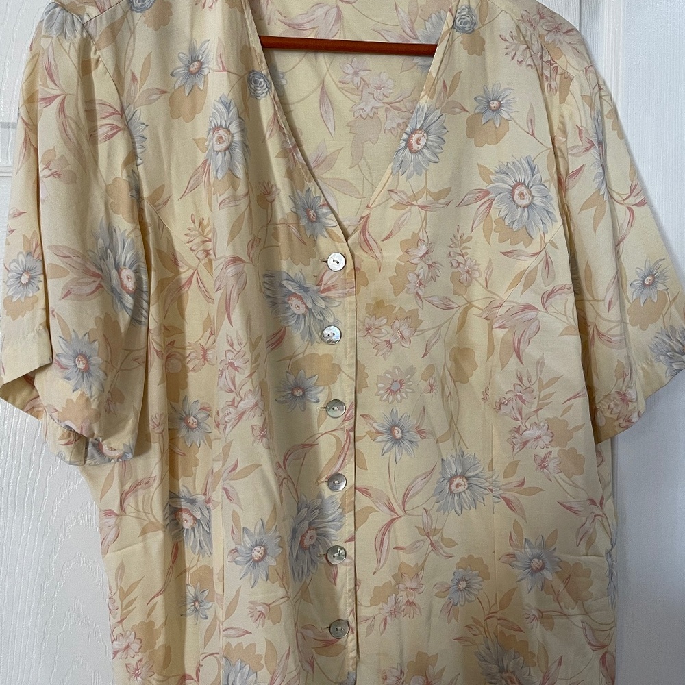 Multi-Colored blouse with matching Skirt
